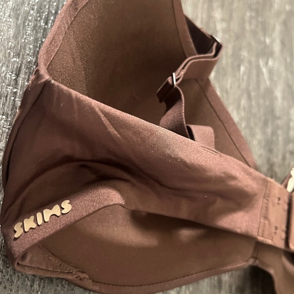 SKIMS Cocoa T-Shirt Bra Wireless Comfort Size 36D Brown NWT - Picture 5 of 6